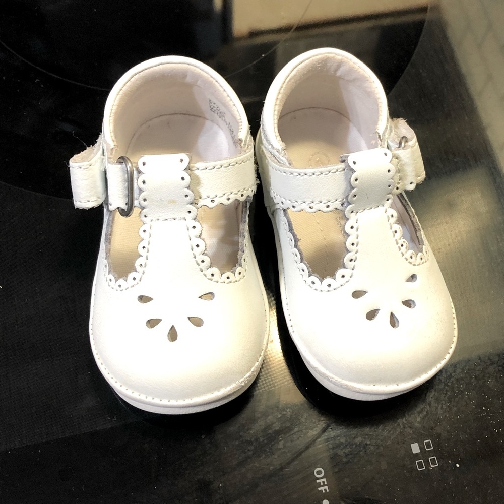L’Amour Angel Baby shoes size 1